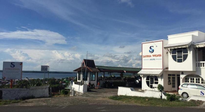 Satria Wisata Hotel Parepare Eksteriør billede