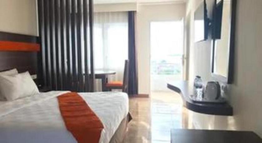 Satria Wisata Hotel Parepare Eksteriør billede