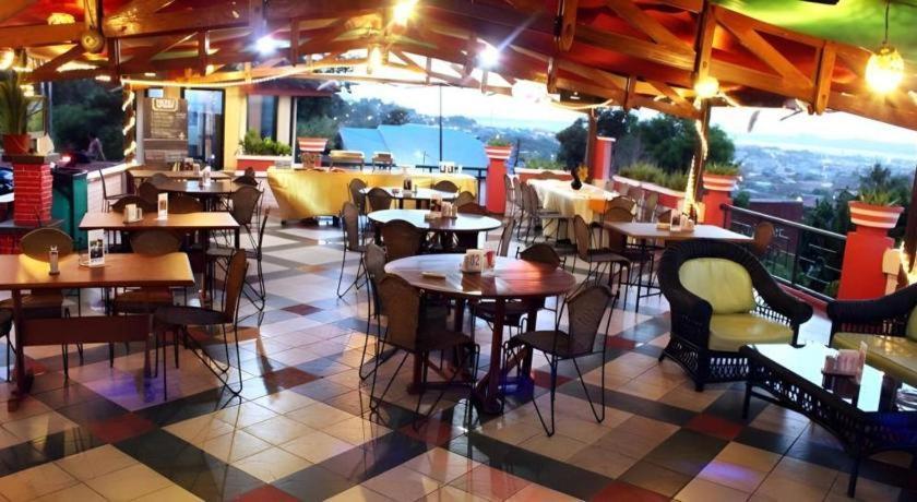 Satria Wisata Hotel Parepare Eksteriør billede