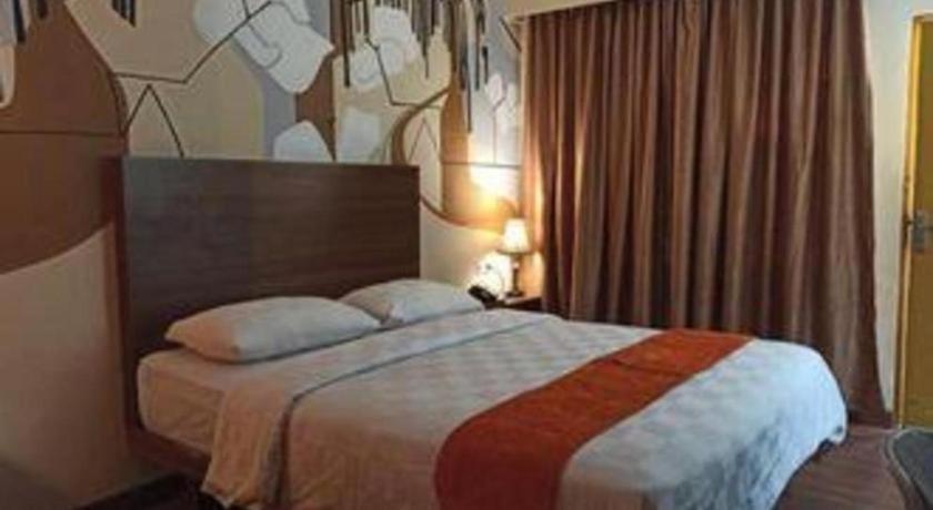 Satria Wisata Hotel Parepare Eksteriør billede