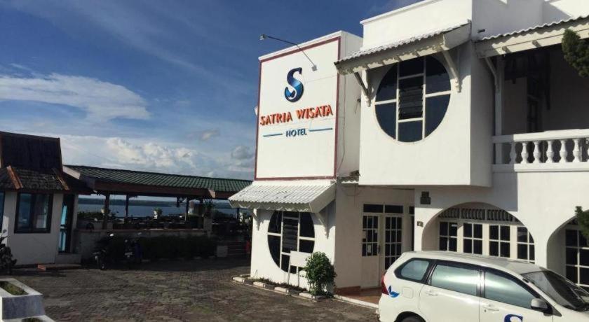 Satria Wisata Hotel Parepare Eksteriør billede